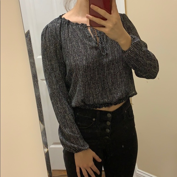 3 for $25 - Polka dot blouse - Picture 2 of 9